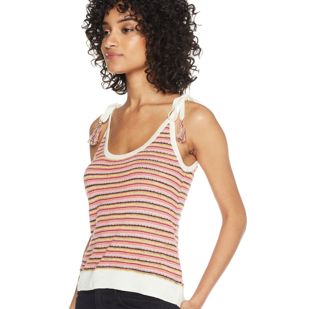 SOLD - BB Dakota Tie Shoulder Sweater Tank M